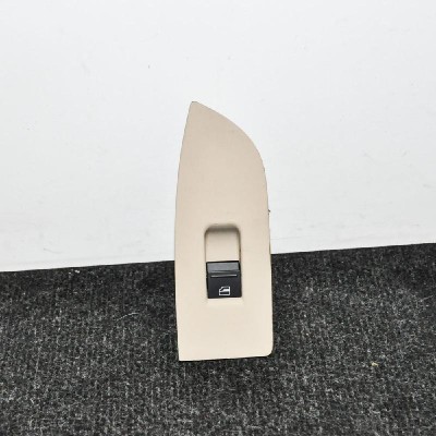 Buton geam ușă st&amp;acirc;nga spate VW CC 358 2014 OEM: 3C8867375A,7L6959855B | 2570050 foto
