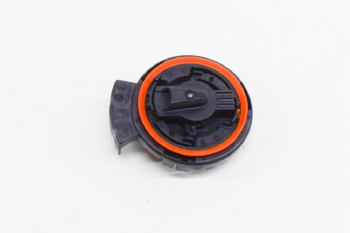 Senzor de impact dreapta față TESLA MODEL 3 2019 OEM: 1036762-00-A 11495921