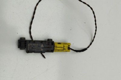 Senzor de impact st&amp;acirc;nga spate AUDI A8 D3 4E2, 4E8 2006 OEM: 8E0959651A 30277035 foto