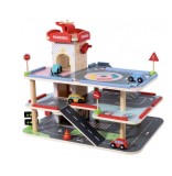 Parcare supraetajata din Lemn &quot;Wood mom&quot; cu 3 Nivele, Heliport si Lift, 3 Masinute Incluse, Bariera, Benzinarie, Elicopter, Semafoare si Semne de circ