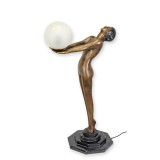 Femeie cu glob de sticla-lampa din bronz cu soclu marmura TBE-51