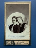 Fotografie CDV - Doua domnisoare - Atelier Hollosi Jozsef - Satu Mare