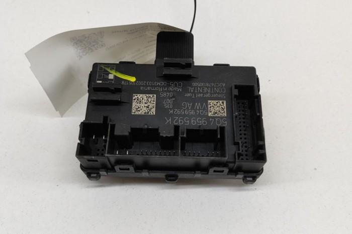 Modul de control ușă st&acirc;nga față SKODA SUPERB III Estate 3V5 2020 OEM: 5Q4959592K,A2C7678130500 | 25979234