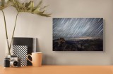Tablou Canvas, "Stelele dansează deasupra munților tăcuți", Căile, Stelare, Strălucesc, Ceruri, Munți, Panorama, Nocturnă, Magnifică, Timp, Expunere,