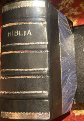 BIBLIA SAU SFANTA SCRIPTURA A VECHIULUI SI NOULUI TESTAMENT CU TRIMITERI/ POZE ! foto