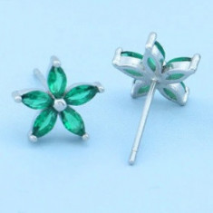 Cercei din argint cu flori verzi --- ARG309C