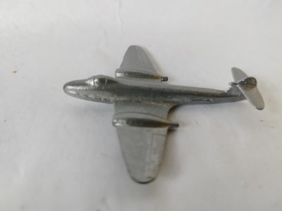 bnk jc Dinky 70e Gloster Meteor foto