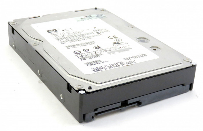 Hard Disk HPE Genuine 600GB SAS, 10K RPM, 6Gbps, 3.5 Inch, 64MB cache NewTechnology Media