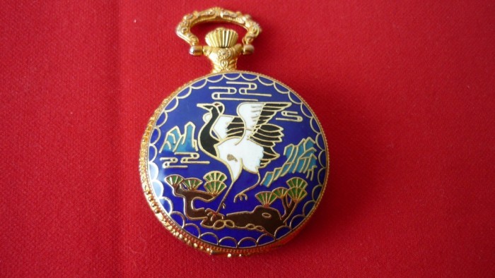 CEAS DE BUZUNAR QUARTZ NEFOLOSIT