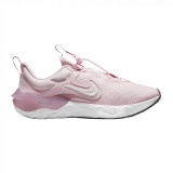 Cumpara ieftin Sneakers Nike Run Flow Older Kids Running Shoes