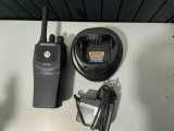 MOTOROLA CP140 UHF MDH65RDC9AA2AN TWO-WAY RADIO