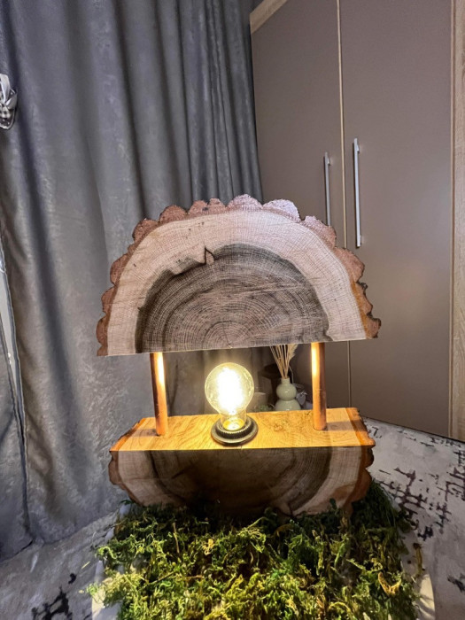Lampa din lemn