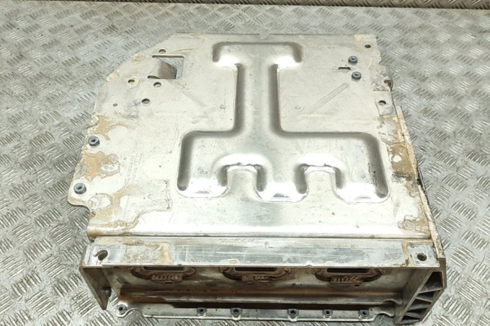 Suport baterie AUDI A5 Avant 2024 OEM: 8B3915207A | 31847628