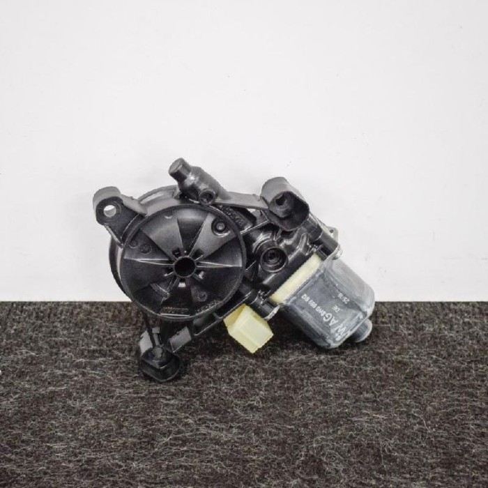 Motor macara geam ușă dreapta spate AUDI A4 Avant 8W5, B9 2017 OEM: 8W0959812 | 3499664