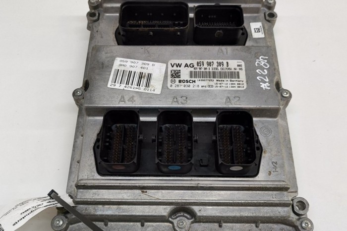 Unitate de control motor AUDI Q7 4M 2015 OEM: 4M0907401,059907309B,0281030218 28482307