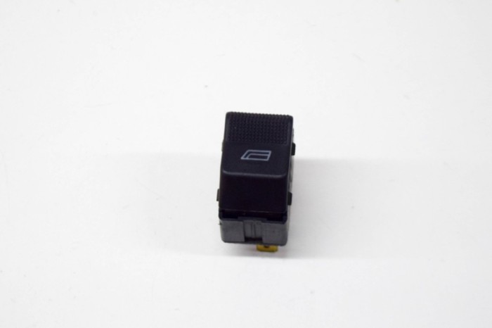 Buton geam ușă st&acirc;nga spate AUDI A8 D2 4D2, 4D8 2000 OEM: 4D0959855 13677152
