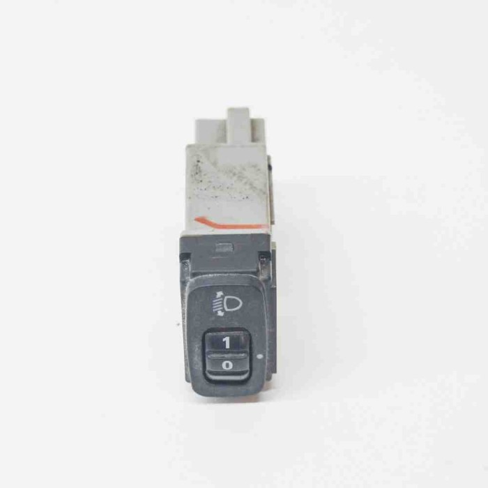 Comutator de reglare &icirc;nălțime faruri MITSUBISHI L 200 / TRITON KA_T, KB_T 2007 | 13124472