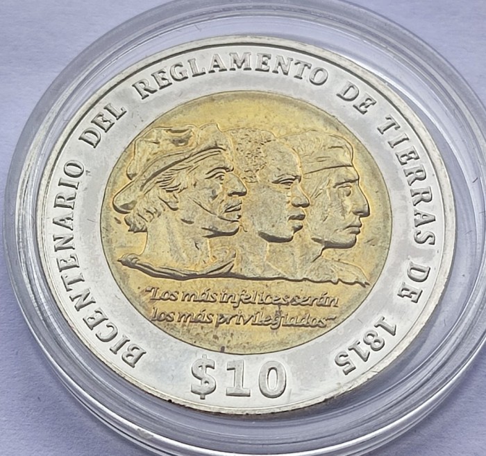 535. Moneda Uruguay 4 centesimos 1869 (Bicentenario Del Reglamento De Tierras De 1815)