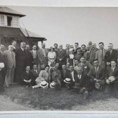CONSTANTIN I. ANGELESCU , PRIM MINISTRU AL ROMANIEI , FOTOGRAFIE DE GRUP IN EXTERIOR , ANII '30