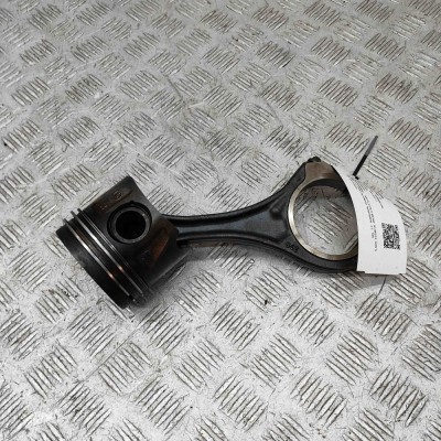 Piston MERCEDES-BENZ R W251, V251 2009 OEM: A6420301818,A6420305220 foto