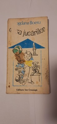 Carte casa jucariilor foto