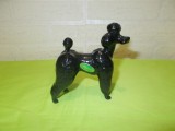 BESWICK Ceramic Poodle Dog , FIGURINA veche din PORTELAN englezesc , BIBELOU marcat , PUDEL NEGRU , eticheta originala