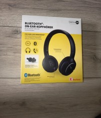 Căști audio de tip on-ear cu tehnologie Bluetooth marca Switch On