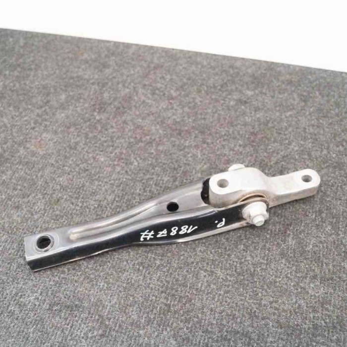 Suport cutie de viteze AUDI A3 8V1, 8VK 2016 OEM: 5Q0199855P 2400371