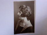 Fotografie tip CP cu portret de femeie din Craiova, județul Dolj