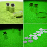 Nisip decorativ verde deschis fosforescent pachet 1000 grame (1 kg)
