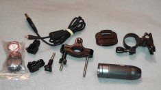 CAMERA VIDEO DE ACTIUNE SPORT - MAGINON -- CORP METALIC - - - CITITI ANUNTUL O VAND CA DEFECTA