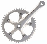 Pedalier Prowheel, 46T 3/32, brat 165mm, aluminiu, culoare argintiu, ax patrat Cod:4554665SKRM