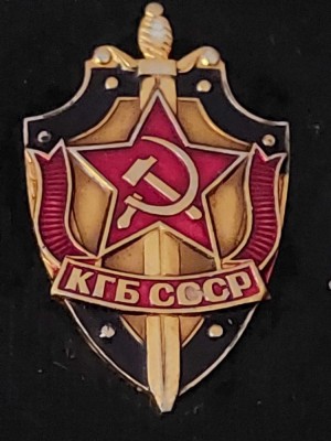 Tabachera veche cu bricheta Sovietica,tabacheta militara KGB CCCP cu bricheta fu foto
