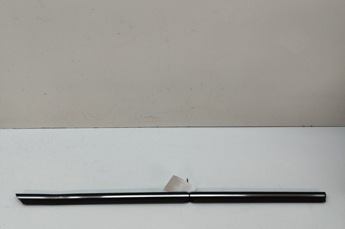 Chedar geam ușă dreapta față MERCEDES-BENZ SLC R172 2018 OEM: A1727200224 30716375