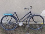 Bicicleta veche pentru proiecte de decor sau reconditionat. PREDARE PLOIESTI!