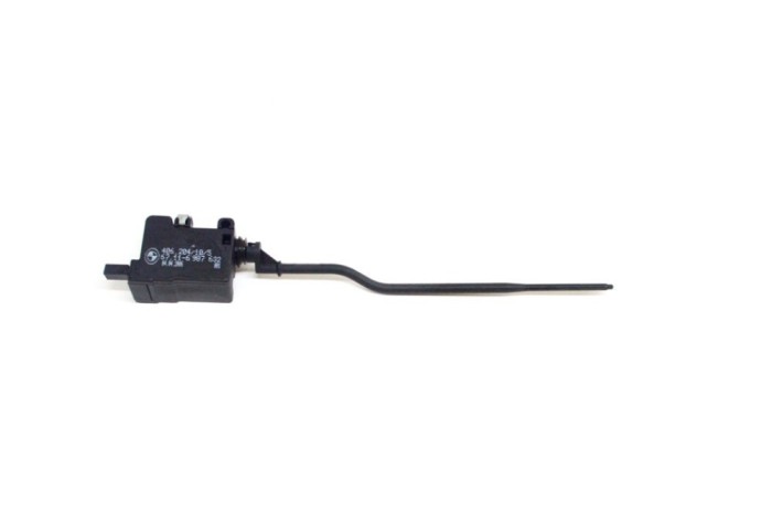 &Icirc;ncuietoare capac rezervor BMW 3 Touring E91 2006 OEM: 6987632 | 12686593
