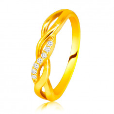 Inel stralucitor din aur galben de 14K - ondula?ii impletite, linie de diamante stralucitoare - Marime inel: 56 foto