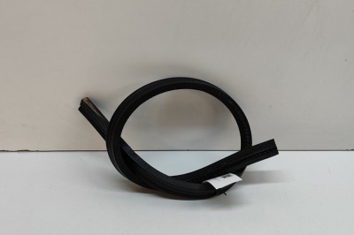 Garnitura de cauciuc motor AUDI A5 Avant 2024 OEM: 8B3823723 | 31878881 foto