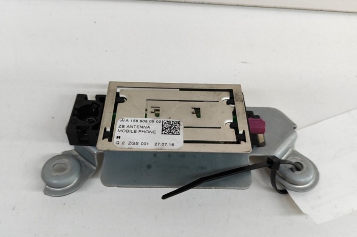 Antena MERCEDES-BENZ B W246, W242 2016 OEM: A1569050902,A2465451200 24922629