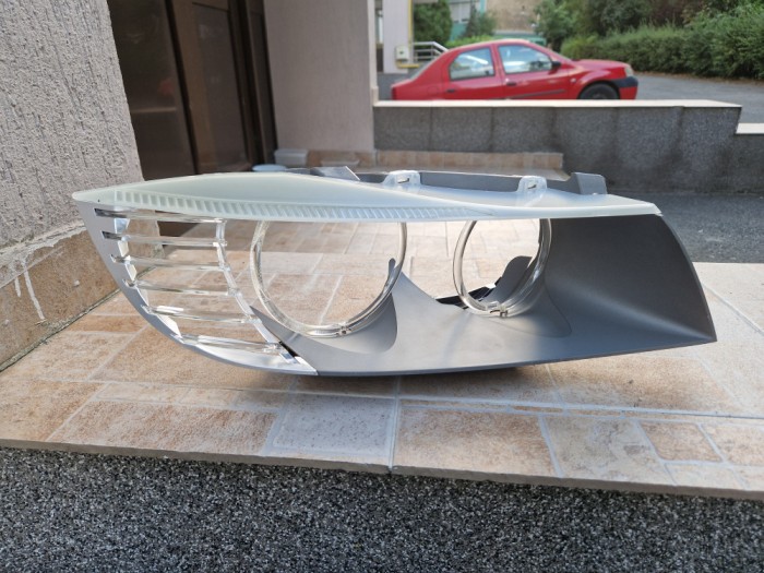 Ramă far dreapta BMW seria 3 E90