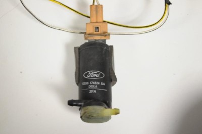Motor rezervor lichid de parbriz FORD FOCUS DAW, DBW 2002 OEM: 93BB17K624BA 3577803 foto