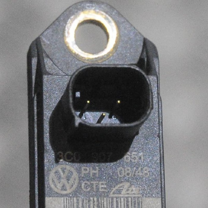 Senzor de accelerație VW EOS 1F7, 1F8 2008 OEM: 3C0907651 1520450
