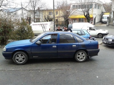 Perdele interior Opel Vectra A sedan 1988&amp;ndash;1995 ManiaCars foto