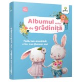 Album Gama Anii de Gradinita - Jurnal Personal cu 16 Plicuri pentru Amintiri, Poze, Desene Copil