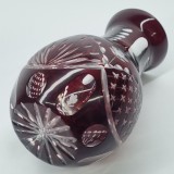 Vaza mica romaneasca cristal rosu rubin, veche, vintage