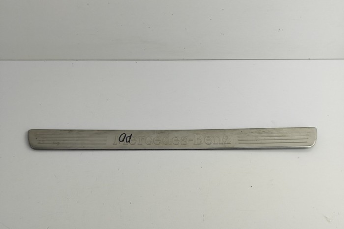 Ornament prag dreapta față MERCEDES-BENZ A W176 2015 OEM: A2466800135 29809478