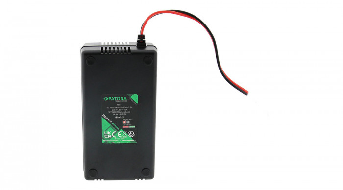 &Icirc;ncărcător PATONA Premium 4 &icirc;n 1 pentru baterii Gel, AGM, plumb-acid și LiFePO4