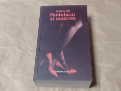 PETER JAMES - PANTOFARUL SI MOARTEA foto
