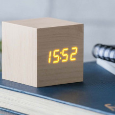 Gingko Design ceas de masă Cube Click Clock