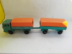 bnk jc Lesney Matchbox no 1 + 2 - Mercedes Truck + Trailer